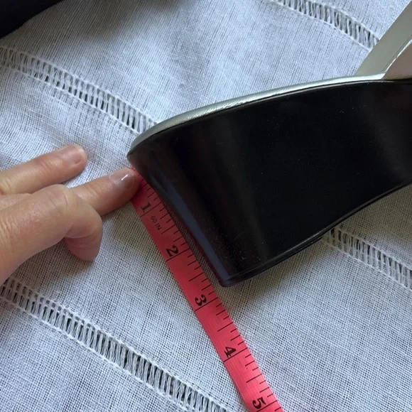 Toscanella Women's Elegant White Strappy Sandals - Picture 9 of 14